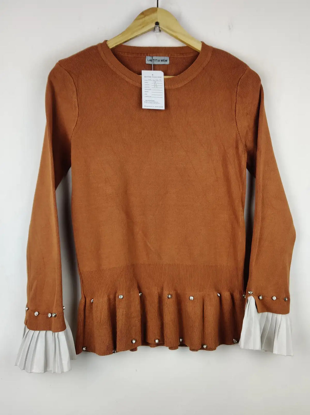 Buy online pre-used pre-loved 100% authentic & Original branded Laetitia Mem (HT-2729) available in Pakistan. Top international brands avilable.