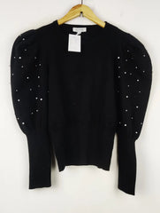 Buy online pre-used pre-loved 100% authentic & Original branded Wild Flower (HT-2731) available in Pakistan. Top international brands avilable.