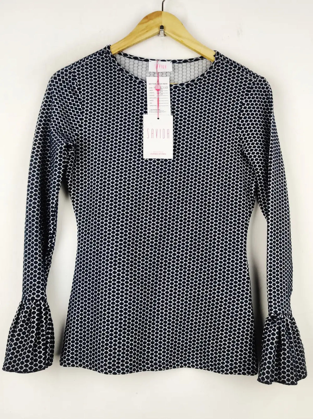 Buy online pre-used pre-loved 100% authentic & Original branded Savida (HT-2734) available in Pakistan. Top international brands avilable.