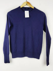 Buy online pre-used pre-loved 100% authentic & Original branded Uni Qlo (HT-2742) available in Pakistan. Top international brands avilable.