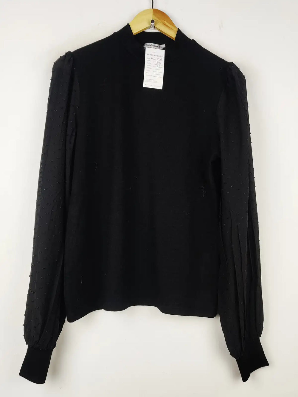 Buy online pre-used pre-loved 100% authentic & Original branded Stradivarius (HT-2745) available in Pakistan. Top international brands avilable.