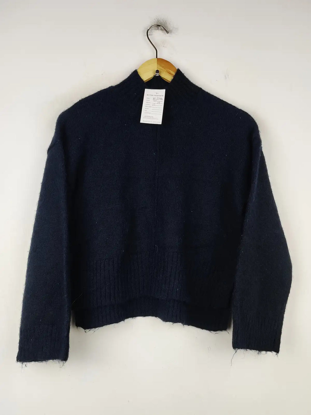 Buy online pre-used pre-loved 100% authentic & Original branded Primark (HT-2754) available in Pakistan. Top international brands avilable.