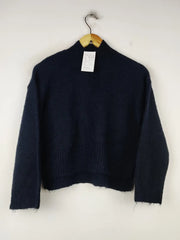 Buy online pre-used pre-loved 100% authentic & Original branded Primark (HT-2754) available in Pakistan. Top international brands avilable.