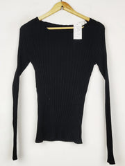 Buy online pre-used pre-loved 100% authentic & Original branded H&M (HT-3054) available in Pakistan. Top international brands avilable.