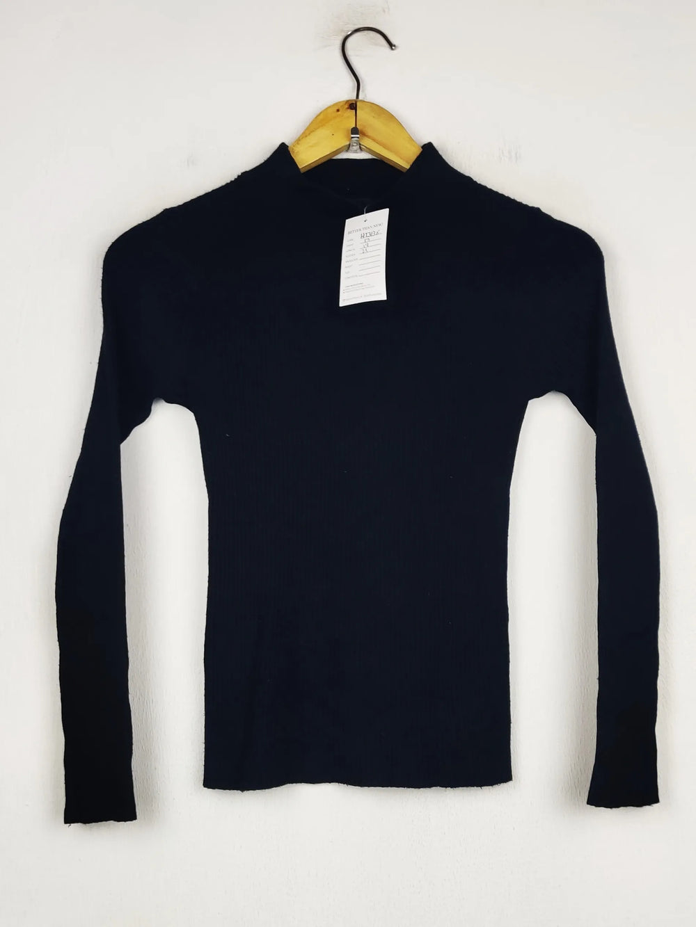 Buy online pre-used pre-loved 100% authentic & Original branded Atmosphere (HT-3136) available in Pakistan. Top international brands avilable.