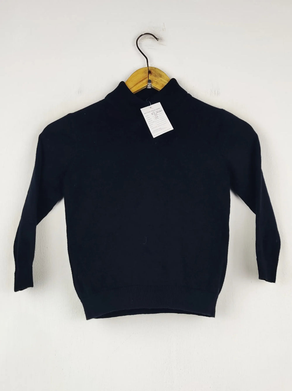 Buy online pre-used pre-loved 100% authentic & Original branded Zara (HT-3150) available in Pakistan. Top international brands avilable.