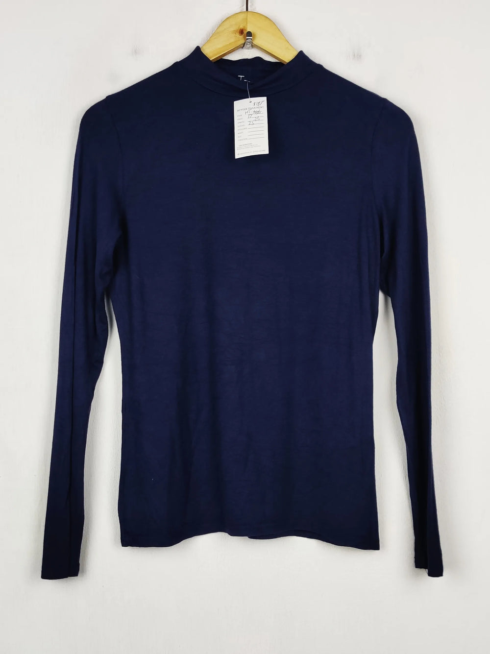 Buy online pre-used pre-loved 100% authentic & Original branded Dorothy Perkins (HT-3187) available in Pakistan. Top international brands avilable.
