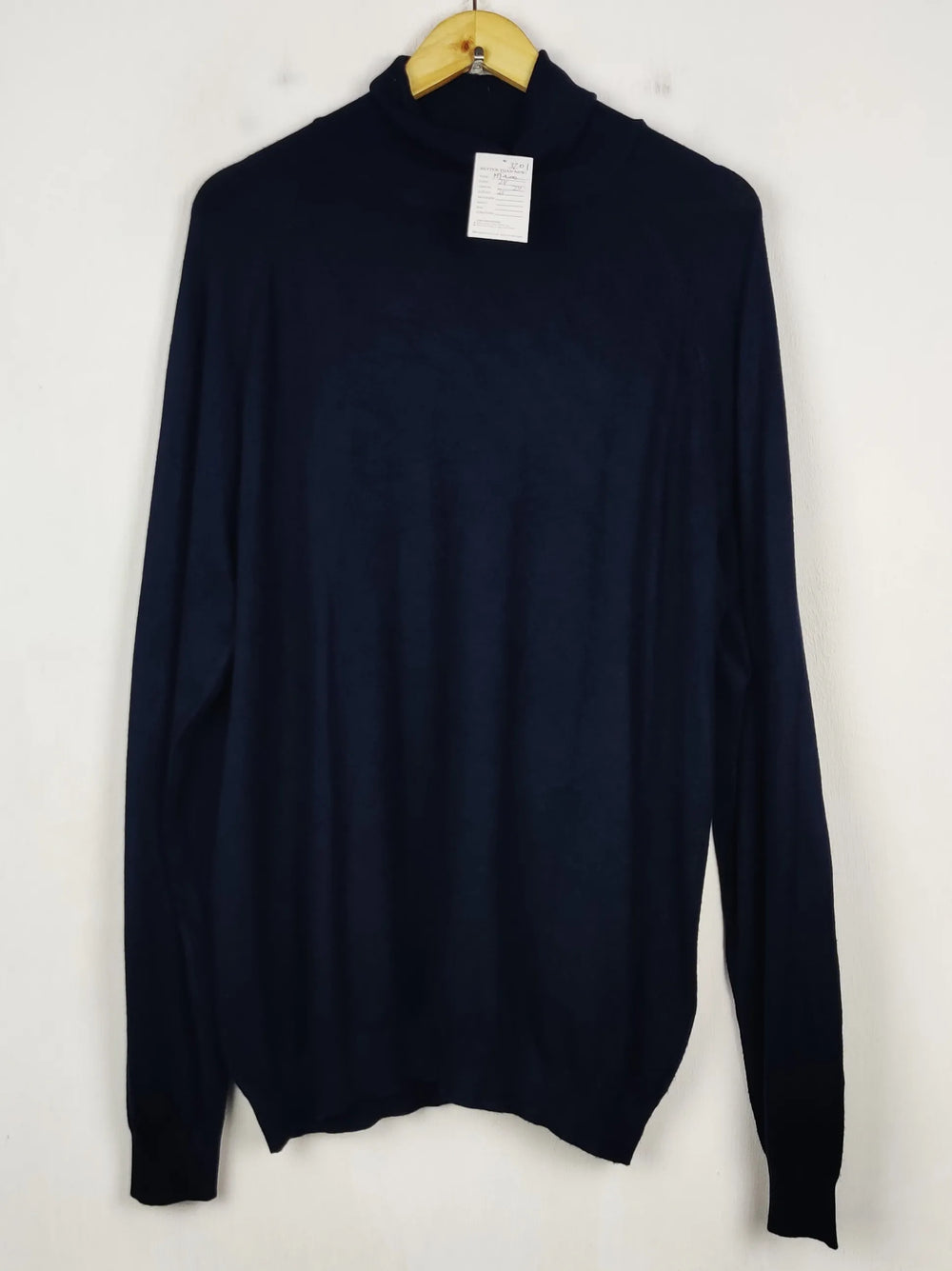 Buy online pre-used pre-loved 100% authentic & Original branded Zara (HT-3201) available in Pakistan. Top international brands avilable.