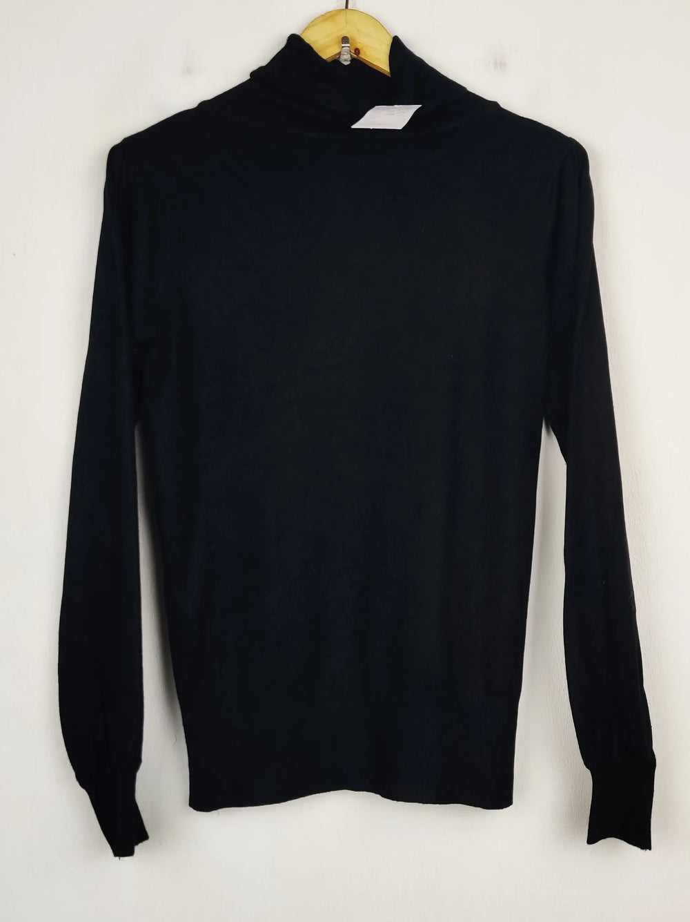 Buy online pre-used pre-loved 100% authentic & Original branded Dunnes Stores (HT-3292) available in Pakistan. Top international brands avilable.