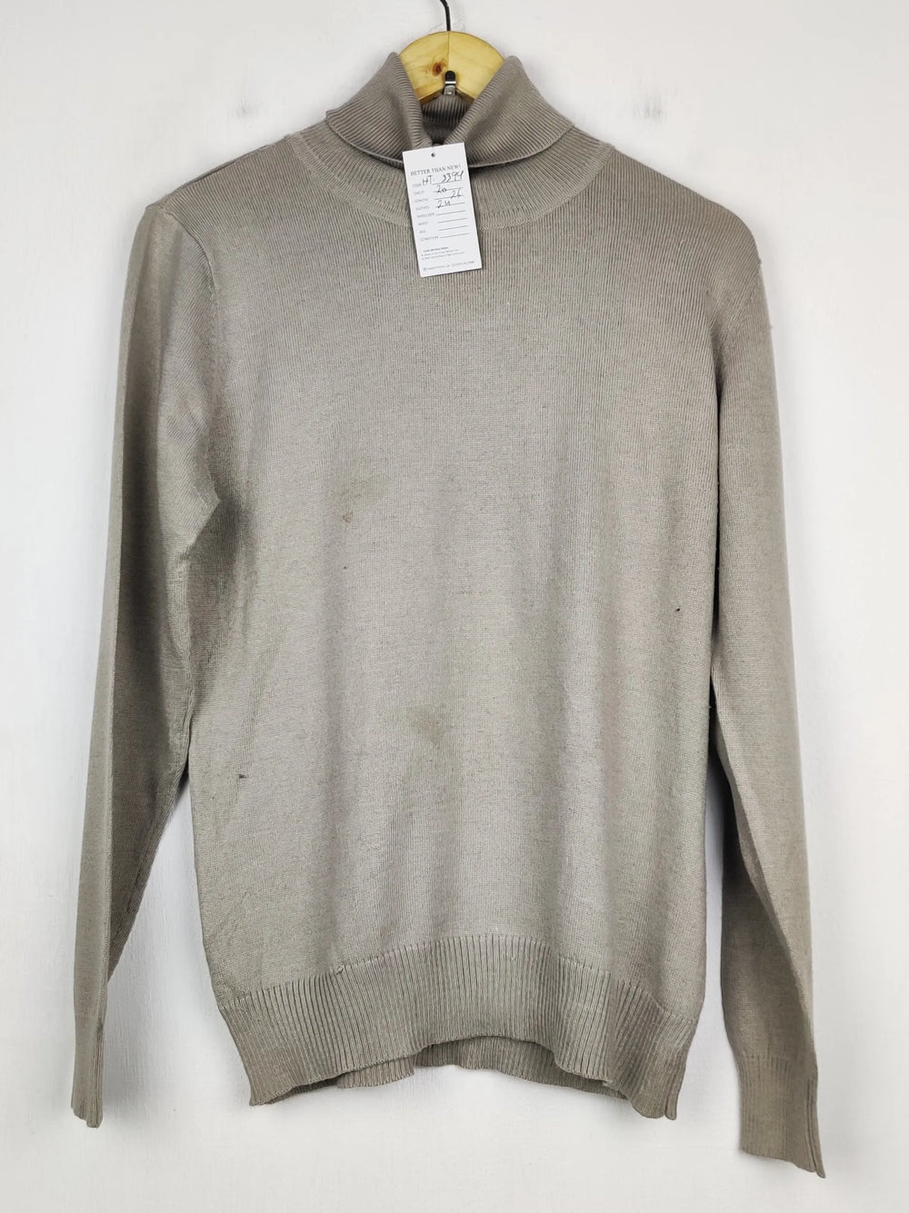 Buy online pre-used pre-loved 100% authentic & Original branded Unknown Brand (HT-3394) available in Pakistan. Top international brands avilable.