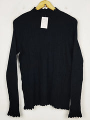 Buy online pre-used pre-loved 100% authentic & Original branded Unknown Brand (HT-3426) available in Pakistan. Top international brands avilable.