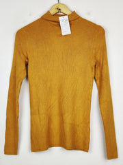 Buy online pre-used pre-loved 100% authentic & Original branded Marks & Spencer (HT-3452) available in Pakistan. Top international brands avilable.