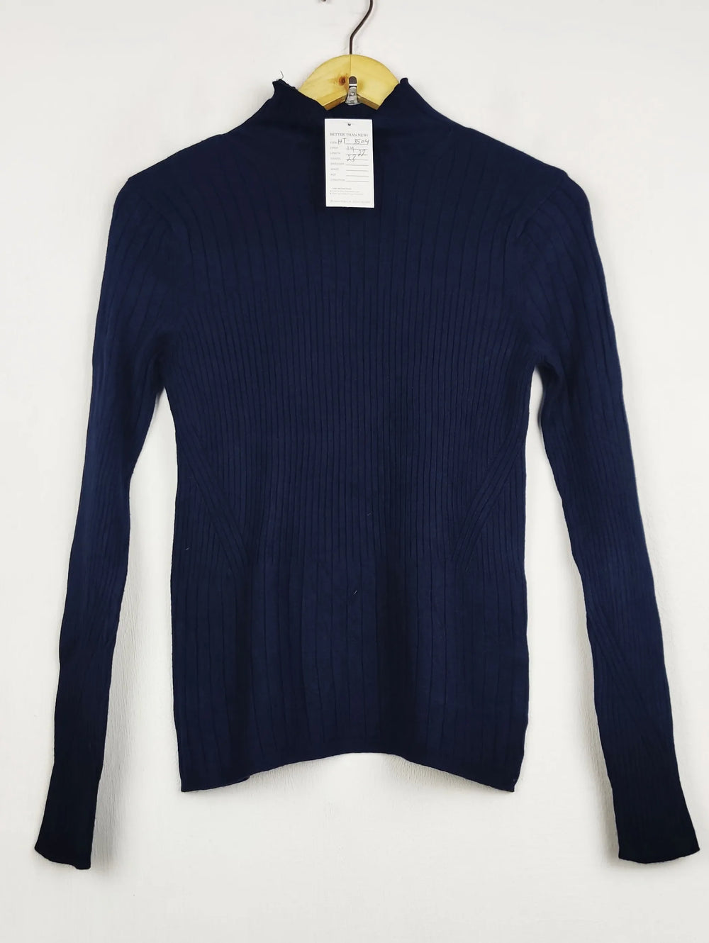 Buy online pre-used pre-loved 100% authentic & Original branded Marks & Spencer (HT-3504) available in Pakistan. Top international brands avilable.