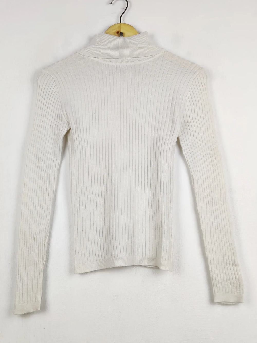 Buy online pre-used pre-loved 100% authentic & Original branded Primark (HT-3529) available in Pakistan. Top international brands avilable.
