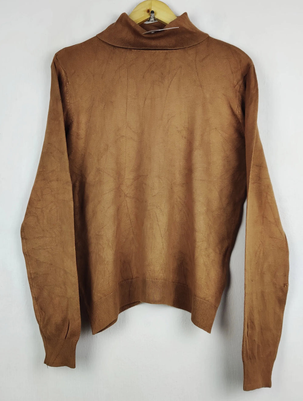 Buy online pre-used pre-loved 100% authentic & Original branded H&M (HT-3588) available in Pakistan. Top international brands avilable.