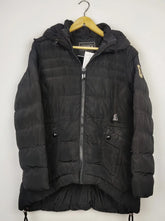 Buy online pre-used pre-loved 100% authentic & Original branded Speed.A (JKT-1016) available in Pakistan. Top international brands avilable.