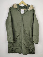 Buy online pre-used pre-loved 100% authentic & Original branded Gap (JKT-1018) available in Pakistan. Top international brands avilable.