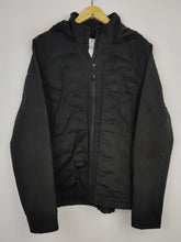 Buy online pre-used pre-loved 100% authentic & Original branded Zakti (JKT-1028) available in Pakistan. Top international brands avilable.