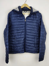 Buy online pre-used pre-loved 100% authentic & Original branded Unknown Brand (JKT-1030) available in Pakistan. Top international brands avilable.