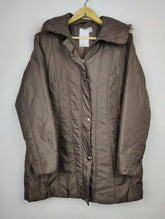 Buy online pre-used pre-loved 100% authentic & Original branded Mapali (JKT-1039) available in Pakistan. Top international brands avilable.