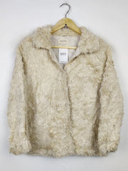 Buy online pre-used pre-loved 100% authentic & Original branded Zara (JKT-1048) available in Pakistan. Top international brands avilable.