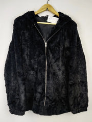 Buy online pre-used pre-loved 100% authentic & Original branded New Look (JKT-1053) available in Pakistan. Top international brands avilable.