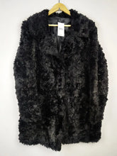 Buy online pre-used pre-loved 100% authentic & Original branded Roman (JKT-1056) available in Pakistan. Top international brands avilable.