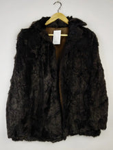 Buy online pre-used pre-loved 100% authentic & Original branded Unknown Brand (JKT-1076) available in Pakistan. Top international brands avilable.