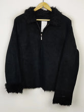 Buy online pre-used pre-loved 100% authentic & Original branded Principles (JKT-1110) available in Pakistan. Top international brands avilable.