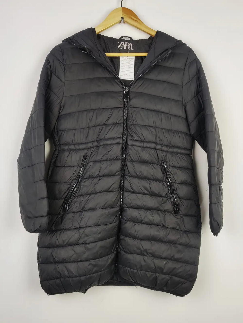 Buy online pre-used pre-loved 100% authentic & Original branded Zara (JKT-1157) available in Pakistan. Top international brands avilable.