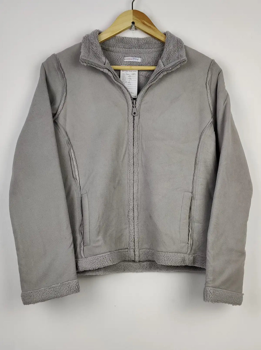 Buy online pre-used pre-loved 100% authentic & Original branded Papaya (JKT-1189) available in Pakistan. Top international brands avilable.