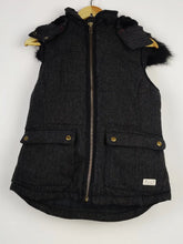 Buy online pre-used pre-loved 100% authentic & Original branded Jack Wallis (JKT-1235) available in Pakistan. Top international brands avilable.