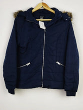 Buy online pre-used pre-loved 100% authentic & Original branded New Look (JKT-1244) available in Pakistan. Top international brands avilable.