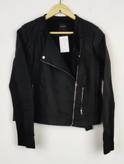 Buy online pre-used pre-loved 100% authentic & Original branded Reserved (JKT-1353) available in Pakistan. Top international brands avilable.