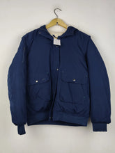 Buy online pre-used pre-loved 100% authentic & Original branded Land Ends (JKT-1504) available in Pakistan. Top international brands avilable.