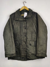 Buy online pre-used pre-loved 100% authentic & Original branded Unknown Brand (JKT-1510) available in Pakistan. Top international brands avilable.