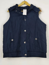 Buy online pre-used pre-loved 100% authentic & Original branded Atmosphere (JKT-1516) available in Pakistan. Top international brands avilable.