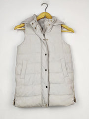 Buy online pre-used pre-loved 100% authentic & Original branded F&F (JKT-1533) available in Pakistan. Top international brands avilable.
