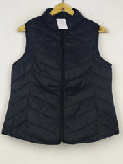 Buy online pre-used pre-loved 100% authentic & Original branded Unknown Brand (JKT-1537) available in Pakistan. Top international brands avilable.