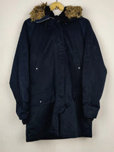 Buy online pre-used pre-loved 100% authentic & Original branded Gap (JKT-1602) available in Pakistan. Top international brands avilable.