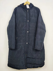 Buy online pre-used pre-loved 100% authentic & Original branded Spindle (JKT-1632) available in Pakistan. Top international brands avilable.