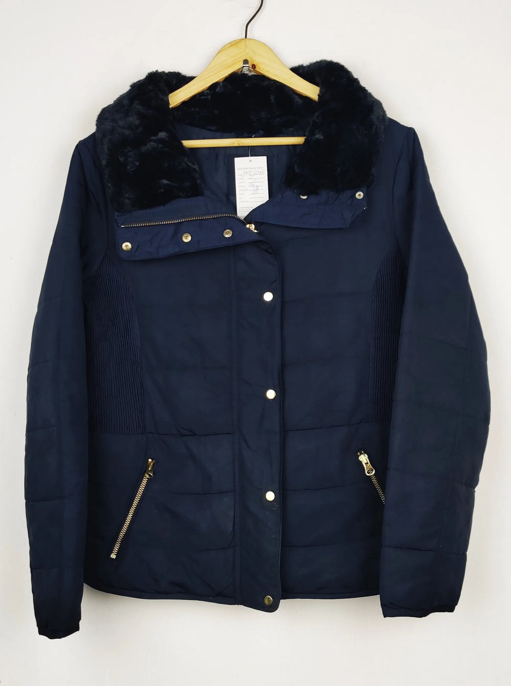 Buy online pre-used pre-loved 100% authentic & Original branded Tu (JKT-1645) available in Pakistan. Top international brands avilable.
