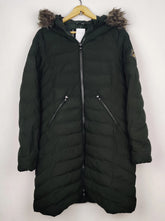 Buy online pre-used pre-loved 100% authentic & Original branded Superdry (JKT-1673) available in Pakistan. Top international brands avilable.