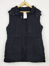Buy online pre-used pre-loved 100% authentic & Original branded Tu (JKT-1675) available in Pakistan. Top international brands avilable.
