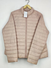 Buy online pre-used pre-loved 100% authentic & Original branded Primark (JKT-1680) available in Pakistan. Top international brands avilable.