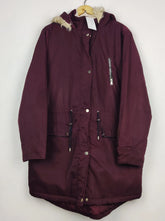 Buy online pre-used pre-loved 100% authentic & Original branded Dorothy Perkins (JKT-1691) available in Pakistan. Top international brands avilable.