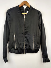 Buy online pre-used pre-loved 100% authentic & Original branded Trafaluc (JKT-538) available in Pakistan. Top international brands avilable.