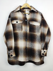 Buy online pre-used pre-loved 100% authentic & Original branded H&M (JKT-562) available in Pakistan. Top international brands avilable.