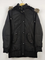 Buy online pre-used pre-loved 100% authentic & Original branded H&S (JKT-652) available in Pakistan. Top international brands avilable.