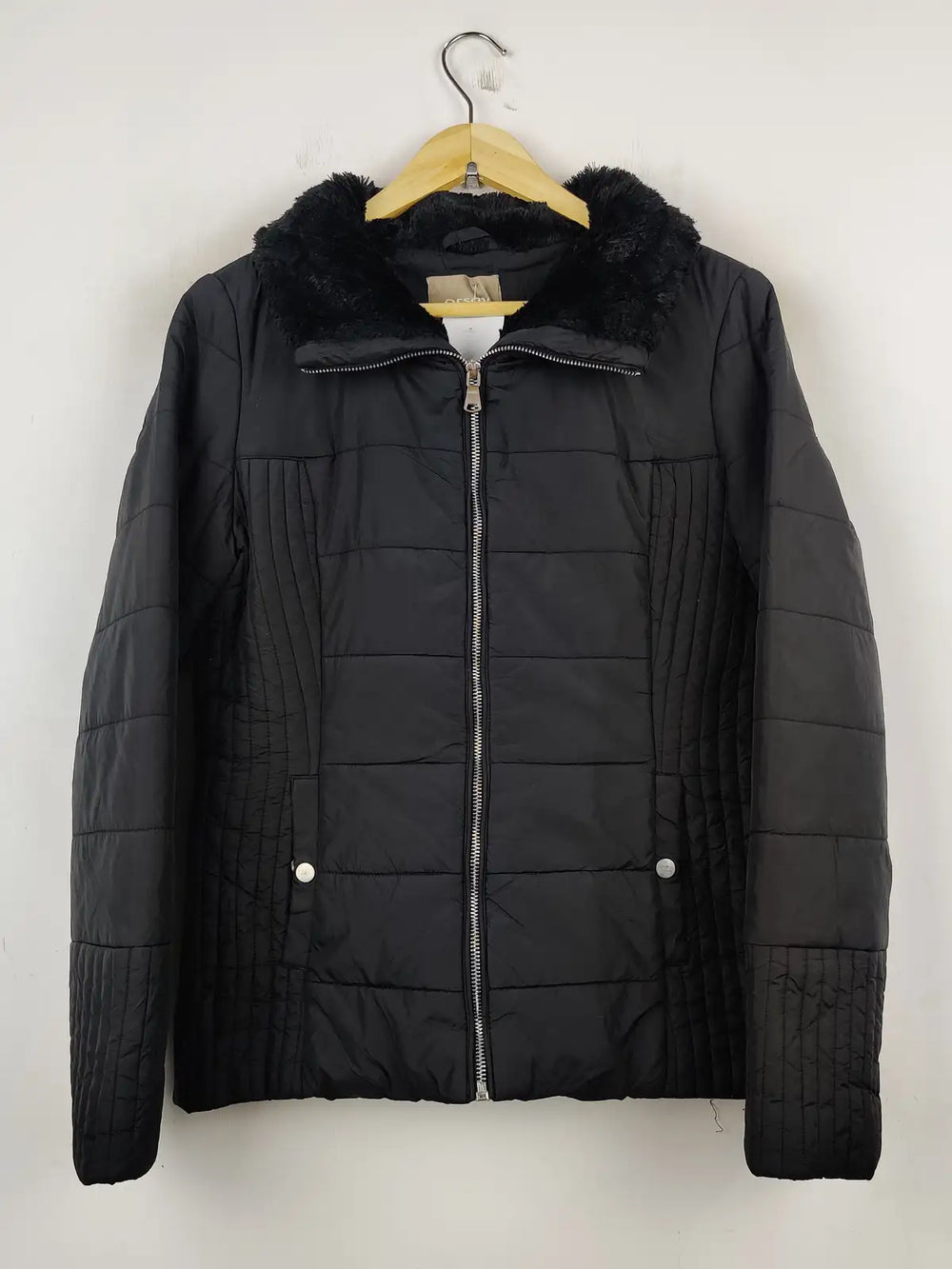 Buy online pre-used pre-loved 100% authentic & Original branded Orsay (JKT-657) available in Pakistan. Top international brands avilable.